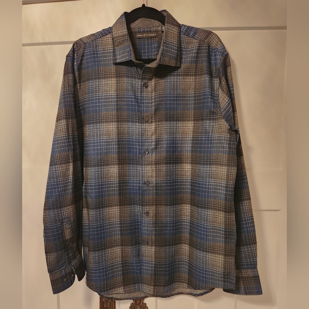 Saks Fifth Avenue men's plaid Shirt Sz L button down dress 5th Blue Gray